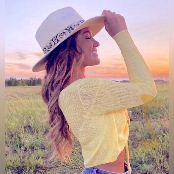 NEW Lack of Color The Beverly Fedora Hat in Ivory - Picture 4 of 11